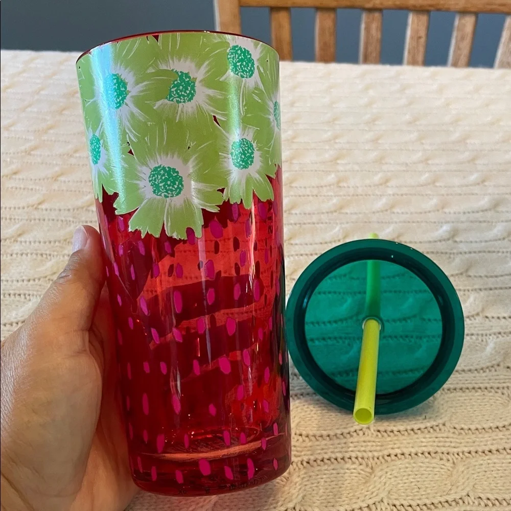 2022 Starbucks strawberry glass tumbler w/ lid and straw. Excellent condition